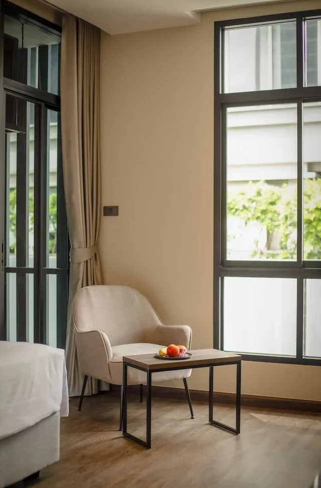 غرفة ديلوكس بسريرين منفصلين بإطلالة على المدينة، SAM E Hotel Bangkok Sathorn 4/7