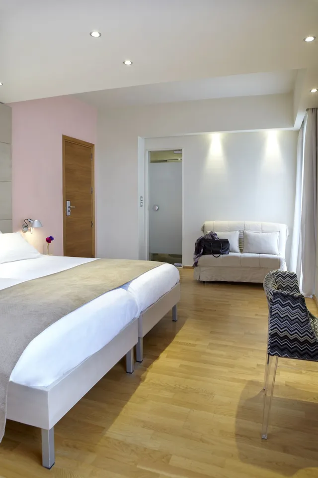 غرفة عائلية بسريرين منفصلين مع أريكة، Domotel Olympia Urban Chic Hotel 4/5
