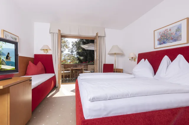 غرفة سوبيريور ثلاثية بسرير كينج وسرير فردي، Hotel Furian 1/3