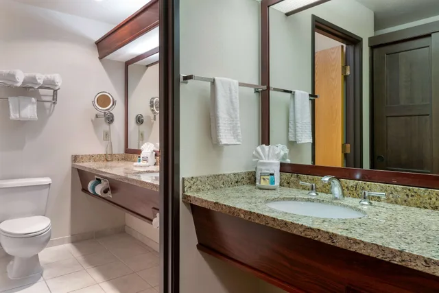 غرفة قياسية بسريرين كوين، Best Western Plus Mill Creek Inn 4/5