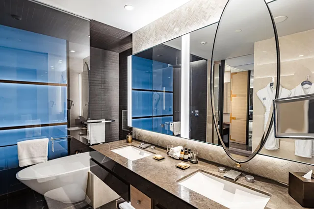 Fairmont, 2 Queen Beds, Bosphorus View، Fairmont Quasar Istanbul 4/5