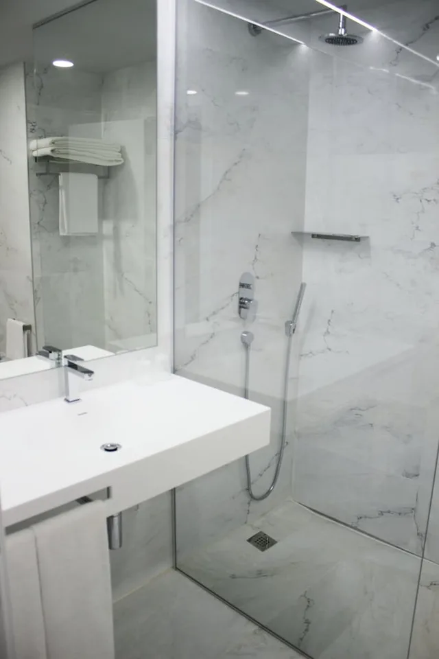 غرفة قياسية بسرير مزدوج، Hotel Premium Chaves - Aquae Flaviae 6/8