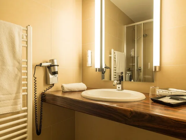 Courtyard, Standard, Single، Hotel an der Oper 7/10