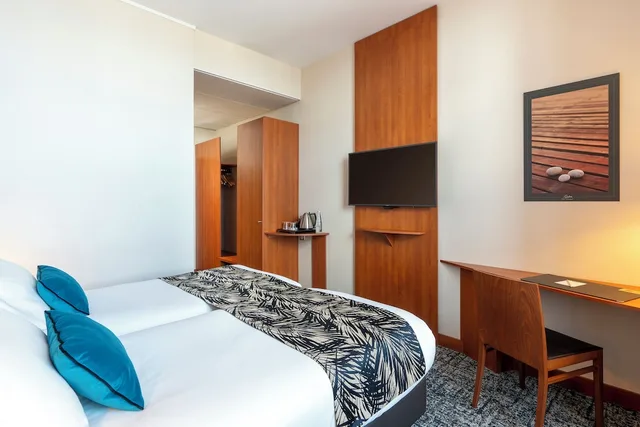 غرفة كومفورت كبيرة بسريرين منفصلين، Best Western Plus Hotel Colbert 2/8