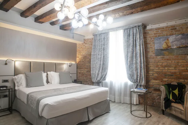 غرفة ديلوكس بسرير مزدوج، Hotel Aquarius Venice 1/5