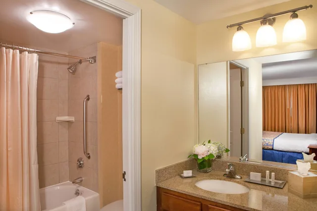 1 Bedroom, Suite, 2 Queen Beds, Sofa, Residence Inn Boston Harbor On Tudor Wharf 4/4
