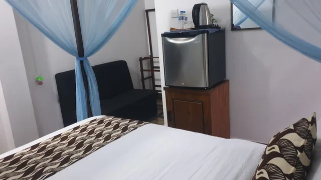 غرفة كومفورت بسرير كوين، Village Star Rest Mirissa Sri Lanka 5/7