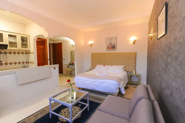 شقة بسرير كوين بغرفة نوم واحدة مع أريكة، Appart Hotel Amina 3/4