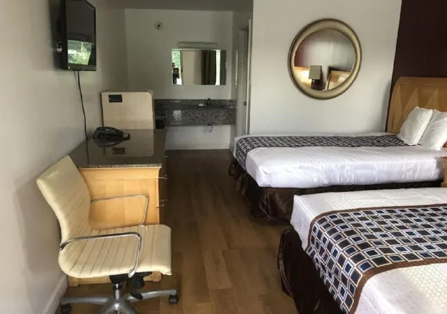 غرفة بسرير مزدوج لذوي الإعاقة، Stay Express Inn North Charleston 2/2