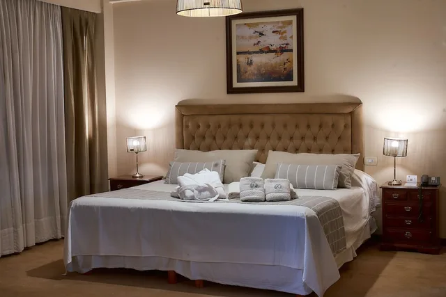 جناح جونيور بسرير كينج، Hotel Catalinas Tucuman 1/7