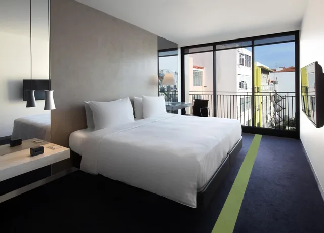 غرفة بشرفة بإطلالة، Doubletree By Hilton Lisbon Fontana Park 1/4