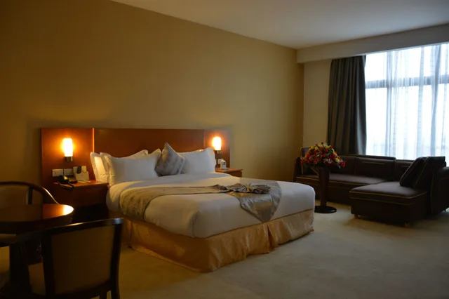Executive, Suite, King Bed, AZZEMAN HOTEL 3/10