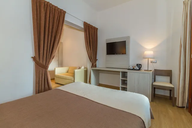 جناح جونيور بسرير مزدوج بشرفة، Eix Alcudia Hotel Adults Only 2/7
