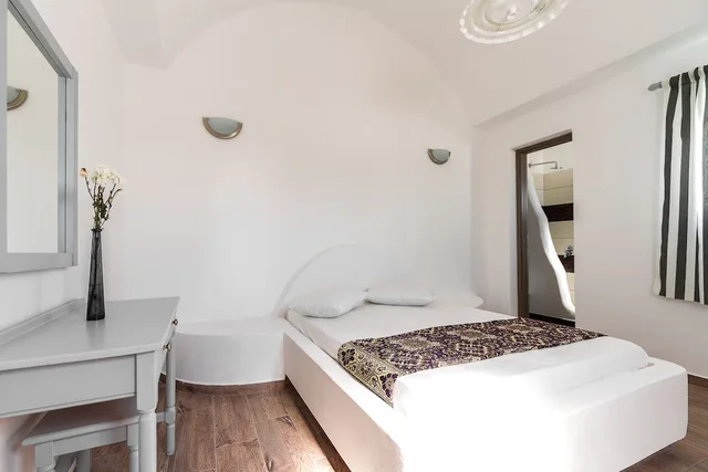 فيلا بسرير مزدوج بإطلالة على البحر بغرفة نوم واحدة، Villa Iliovasilema Santorini 1/6
