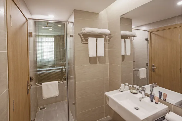 غرفة ديلوكس بسرير كينج، Muong Thanh Grand Saigon Centre Hotel 7/8