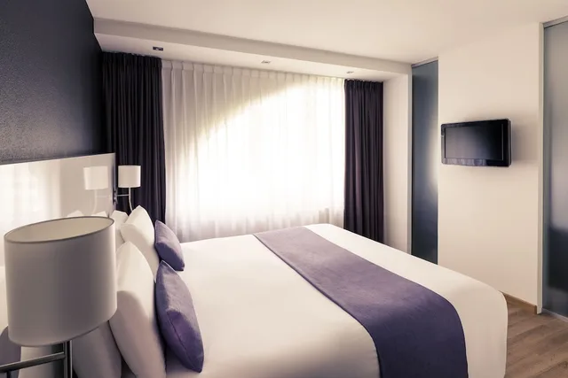 Suite, Double Bed, Fletcher Hotel-Restaurant Nieuwegein-Utrecht 1/2