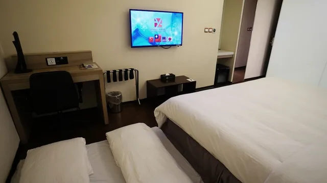 غرفة أساسية بفراش فوتون وسرير كينج، Audi Garden Business Hotel 2/3