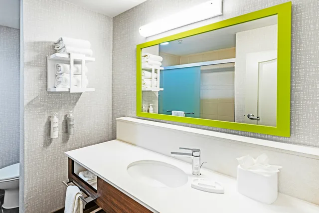 غرفة بسرير كينج، Hampton Inn And Suites Houston I 10 Central 5/5