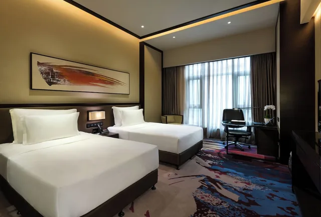 Premium, 2 Double Beds, Golf Course View، CROWNE PLAZA CHONGQING NEW NORTH ZONE 2/4