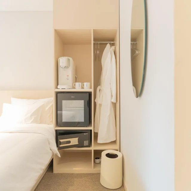 غرفة بسريرين منفصلين بحوض استحمام، Hotel Myeongdongjang 5/5