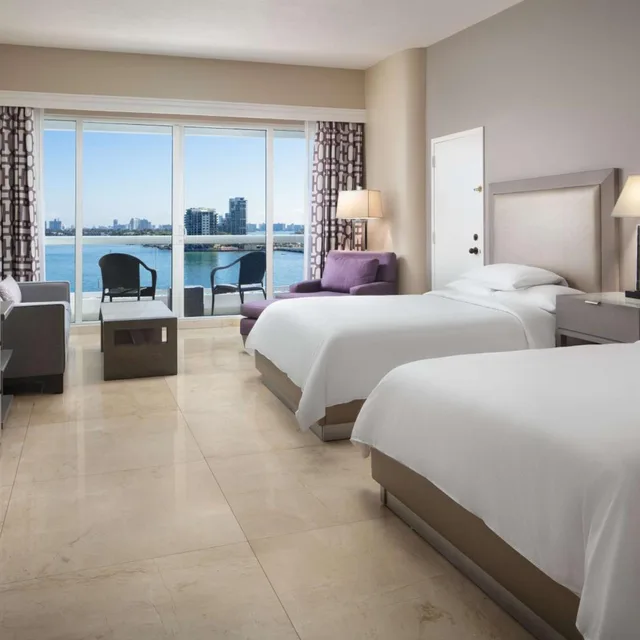 Room, Double Bed, Bay View, Balcony، Doubletree By Hilton Grand Hotel Biscayne Bay 1/5