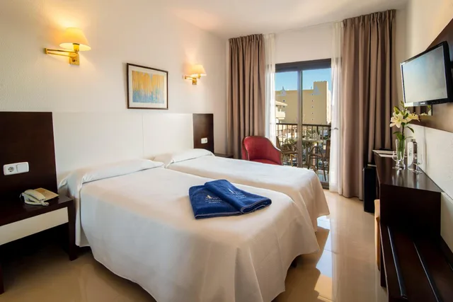 غرفة بسرير مزدوج، Hotel Amoros 5/10