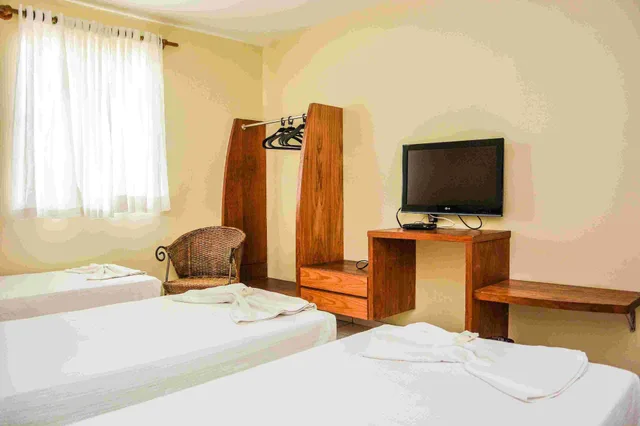 غرفة قياسية ثلاثية بسرير مزدوج وسرير فردي، FORTPRAIA HOTEL 6/9