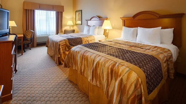 غرفة قياسية بسريرين كوين، Best Western Plus New Caney Inn and Suites 5/10