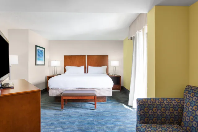 Imperial, Suite، Holiday Inn Express Hotel And Suites Wilmington University Center 2/4