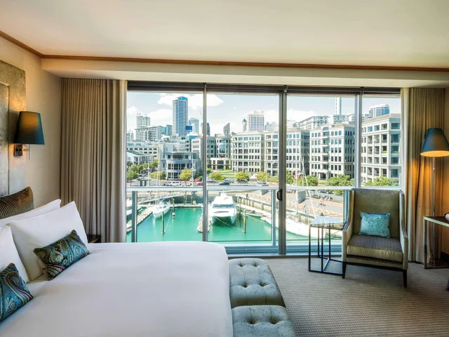 غرفة فاخرة بسرير كينج، Sofitel Auckland Viaduct Harbour 2/8