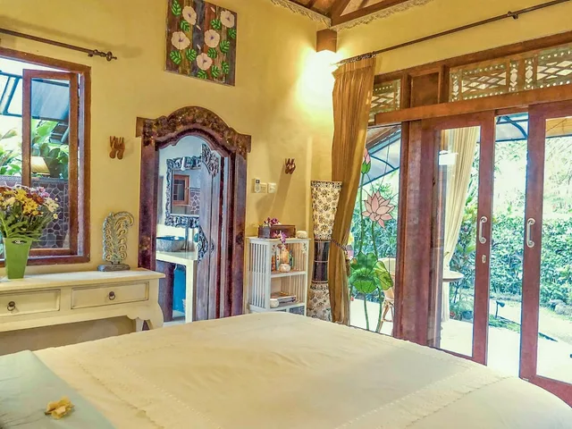 1 Bedroom, Lotus, Cottage, Queen Bed, Devi's Place 1/7