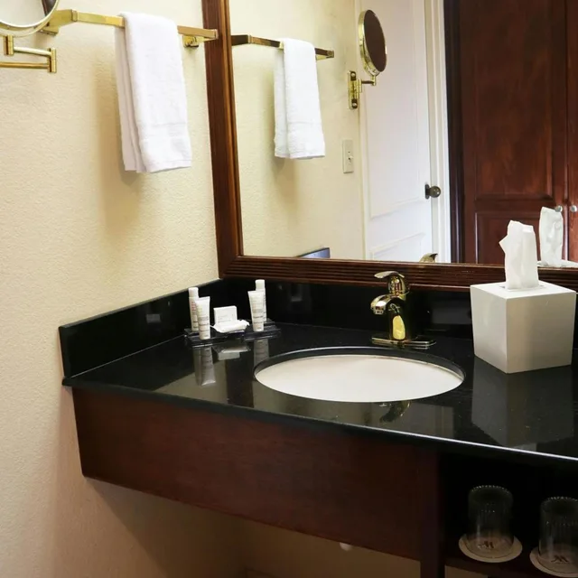 غرفة بسريرين مزدوجين، Marriott Miami Dadeland 8/13