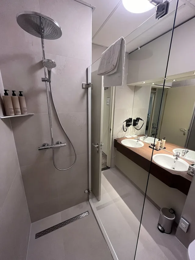غرفة جونيور بسرير كينج، Parkhotel Tjaarda (ex. Golden Tulip Tjaarda Oranjewoud) 1/1