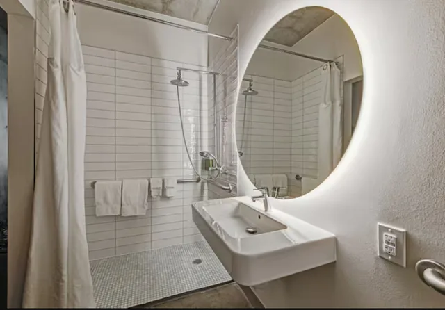 Lifestyle, Loft, Suite, King Bed، NYLO Dallas Plano Hotel, Tapestry Collection by Hilton 1/1