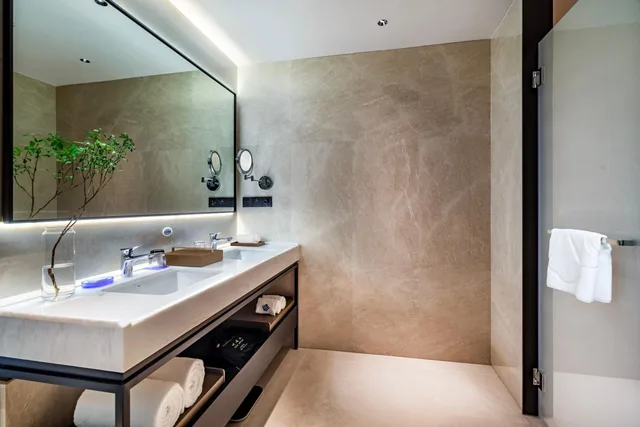 Deluxe, Suite, King Bed, River View, Wyndham Grand Plaza Royale Yujia Anhua 2/3