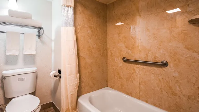 غرفة بسريرين مزدوجين، Best Western Town House Lodge 4/5