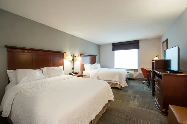 غرفة بسريرين كوين، Hampton Inn & Suites Rifle 1/5