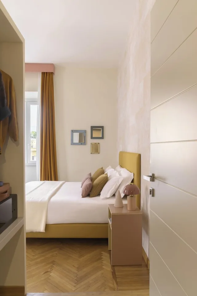 غرفة ثلاثية بسرير مزدوج وسرير فردي، Salotto Monti 6/10