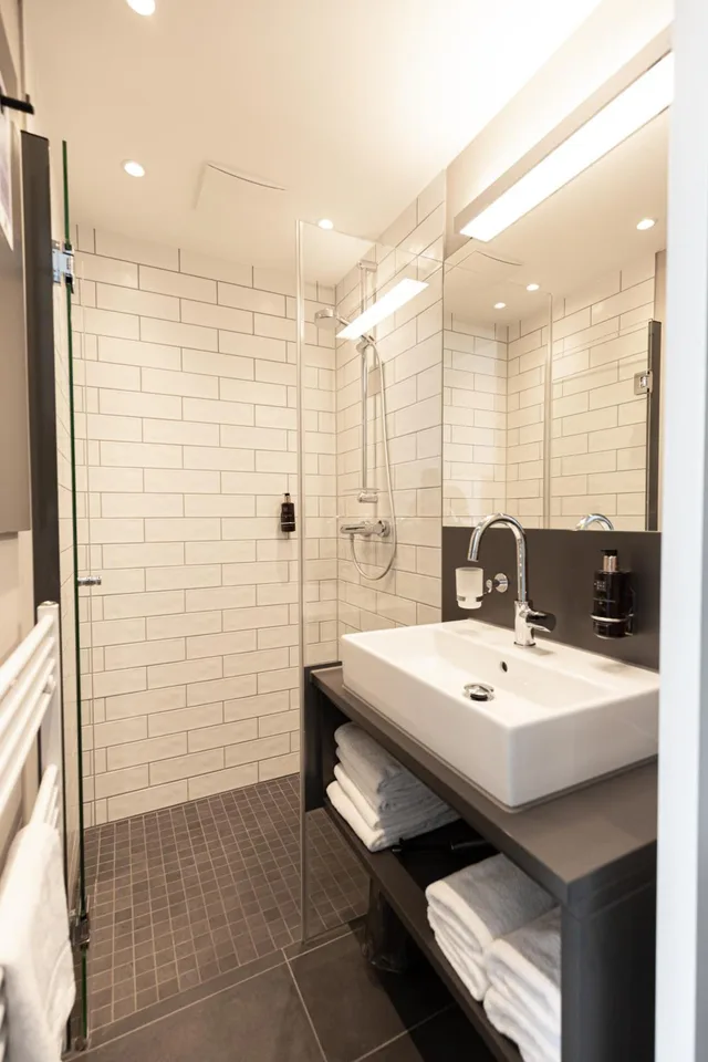 غرفة عائلية مع أريكة، Ibis Styles Vechta 6/8