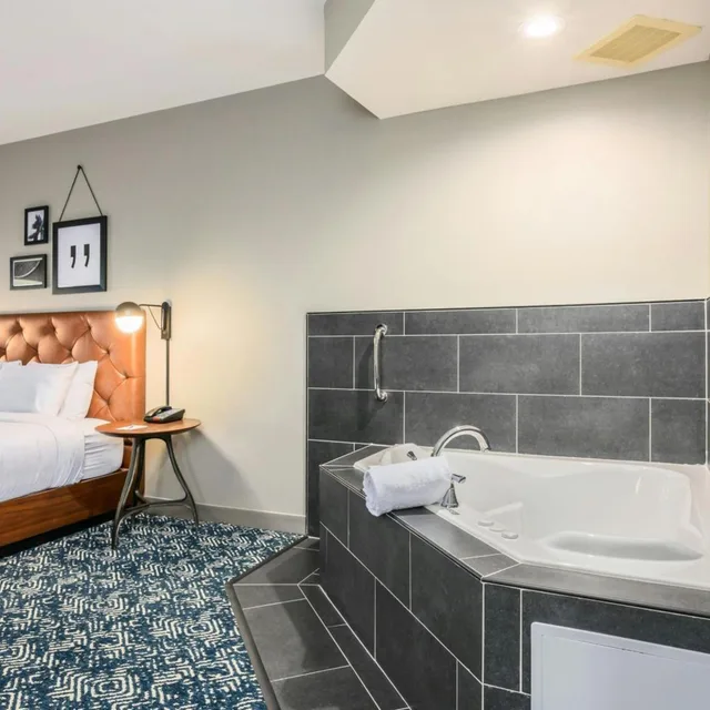 جناح استوديو بسرير كينج مع أريكة بجاكوزي، Country Inn & Suites By Radisson Manchester Airport Nh 8/10