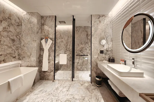 غرفة بسريرين منفصلين بإطلالة على الجبل، Crowne Plaza Chaozhou Riverside 2/2
