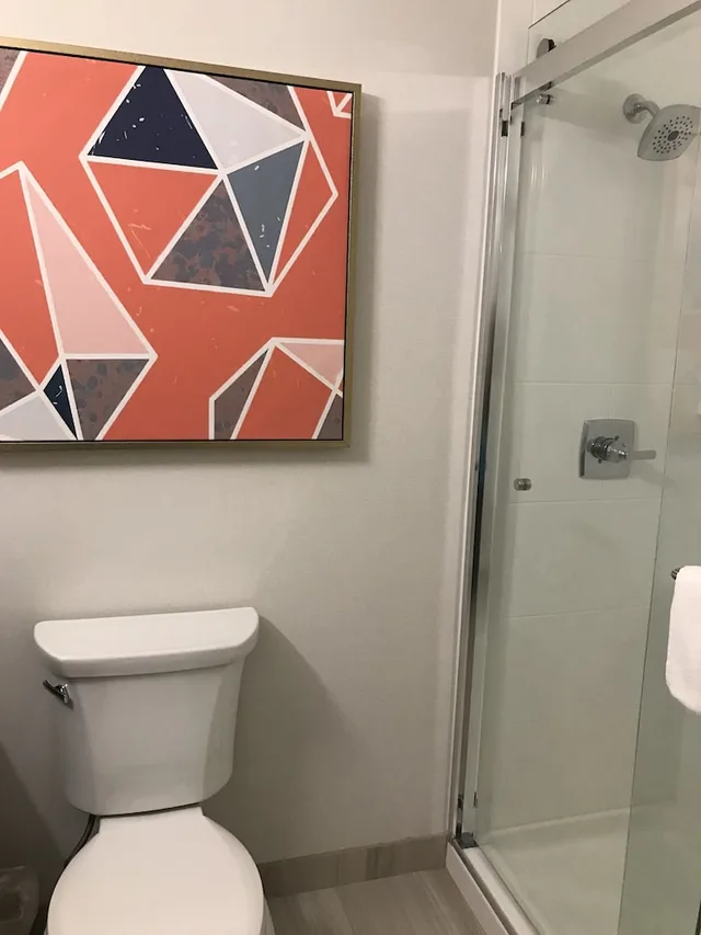 غرفة قياسية بسرير كينج، Comfort Inn and Suites NW Milwaukee 3/8
