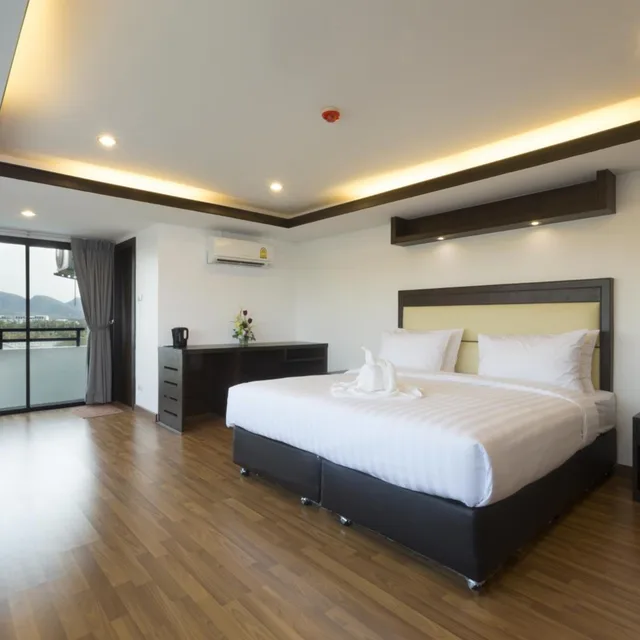 غرفة بسرير مزدوج بإطلالة على الجبل، Initial Hua Hin 4/10