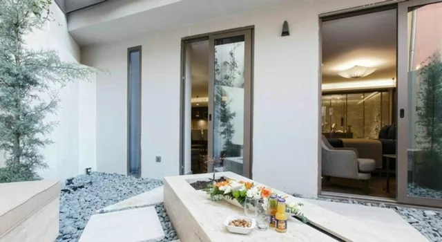 Garden Suite, Noble22 Suites 7/7