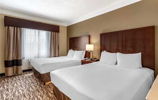 غرفة بسريرين كوين، Comfort Suites Salem 3/6