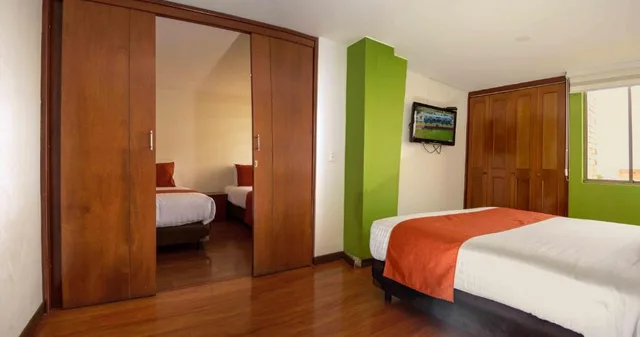 غرفة عائلية رباعية بحمام خاص، Confort 80 Zona Rosa Hotel 2/4
