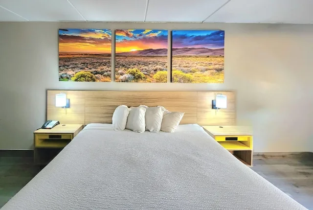 غرفة بسرير كينج للمدخنين لذوي الإعاقة، Days Inn By Wyndham Houston 10/10