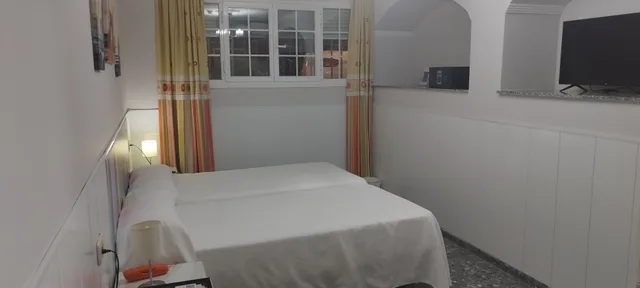 Semi Basement, Economy, Basement, Double Bed، Hotel Miraya 2/10
