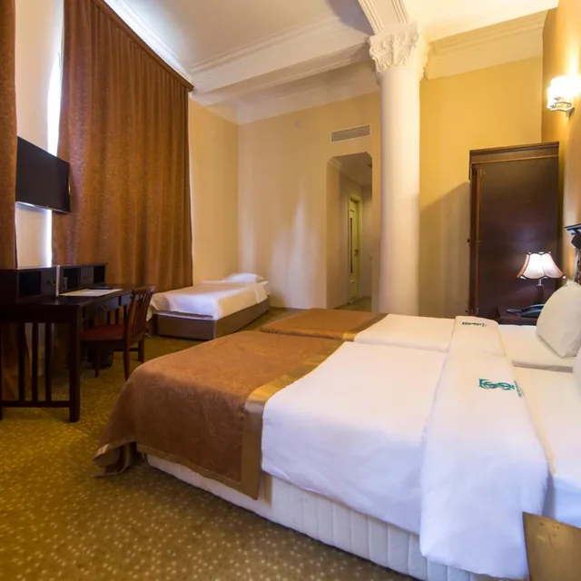 غرفة قياسية ثلاثية، Legends Tskaltubo Spa Resort 3/8