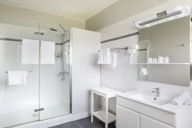 غرفة سوبيريور بسرير كوين، Sure Hotel by Best Western Port Jerome - Le Havre 7/7
